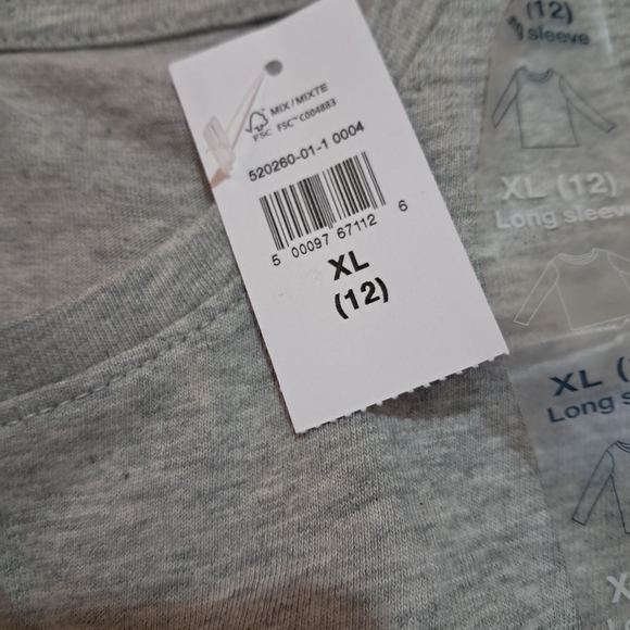 GAP  T SHIRT  Long Sleeve Kids Size XL/12 New - Picture 5 of 6